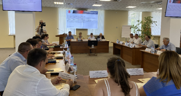 В Волгоградской области пообещали не допустить взрывного роста тарифов на услуги ЖКХ В Волгоградской области пообещали не допустить взрывного роста тарифов на услуги ЖКХ